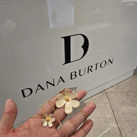 DANA BURTON 頸鏈