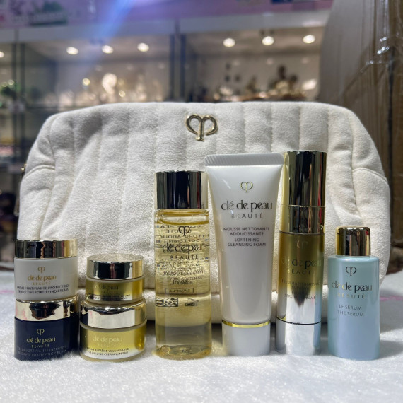 Cle de peau 8件套裝